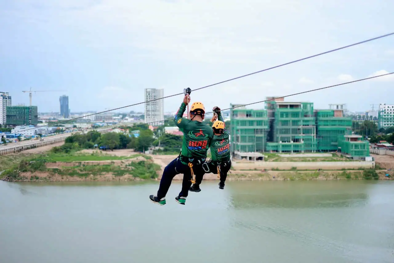 Zipline Round Trip - Seated