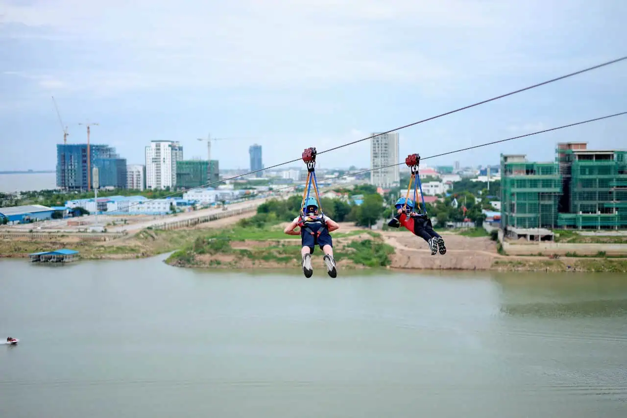 Zipline Round Trip - Superman